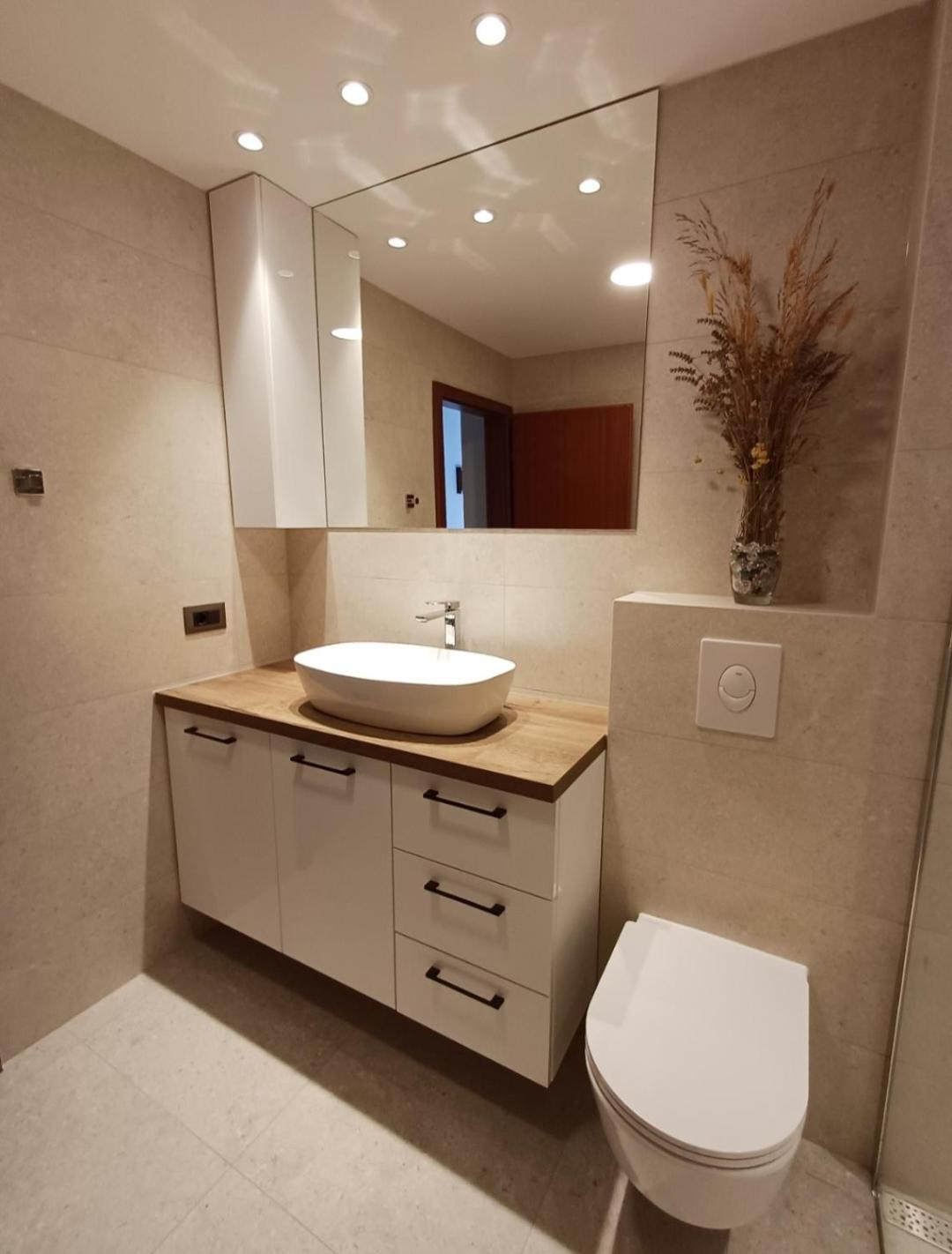 Apartment With Private Pool "Patricia" マカルスカ エクステリア 写真